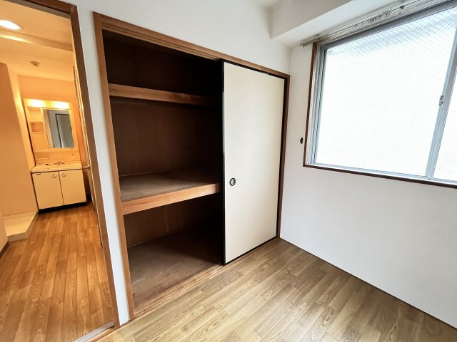 ハイライフ東生駒の収納