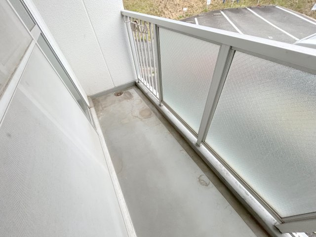 ハイライフ東生駒のバルコニー