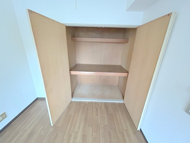 ハイライフ東生駒の収納