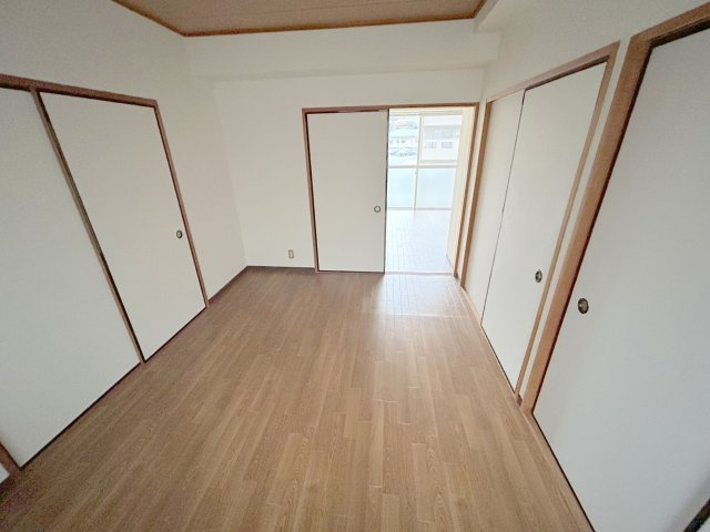 ハイライフ東生駒の居間・リビング