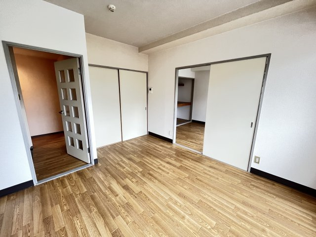 ハイライフ東生駒の居間・リビング