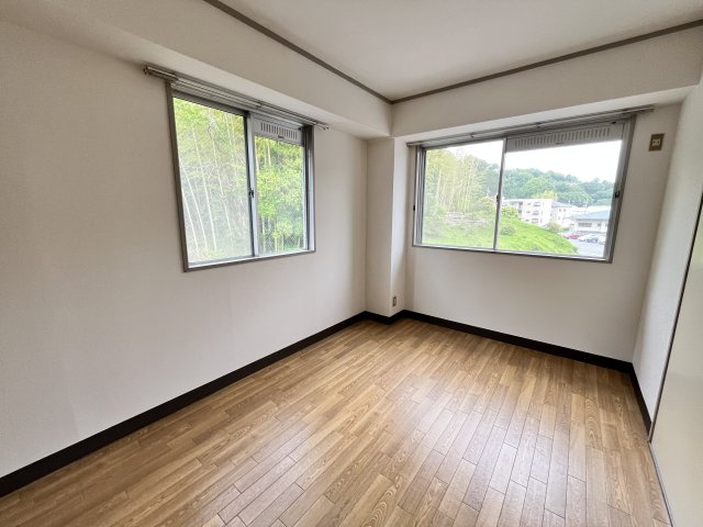 ハイライフ東生駒の居間・リビング