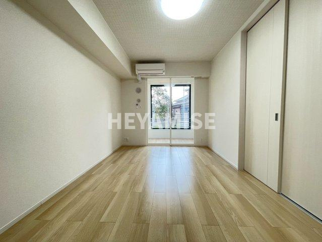 エバーグリーンⅡB棟の玄関|※類似物件の同間取りのお部屋の参考画像です※