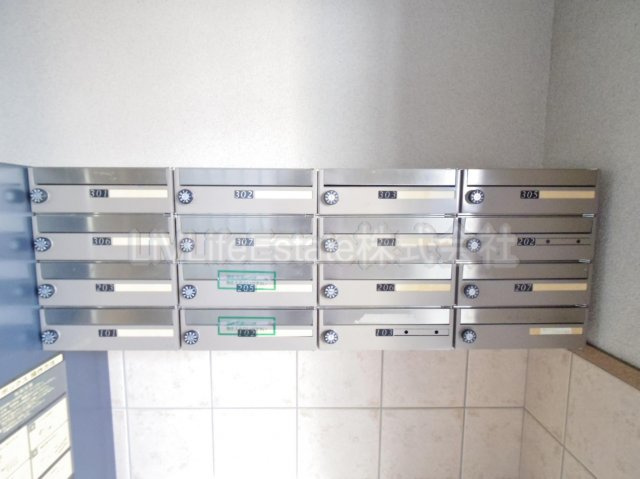 Ｉ＆Ｉ　ＹＡＧＩＳＡＷＡ