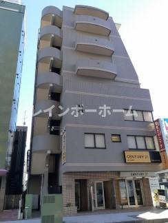 ＵＲＢＡＮ　ＴＥＲＲＡＣＥの外観