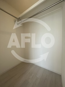 SPコート大阪城東の収納|レジデンス大阪城東アペリオ　ウォークインクローゼット