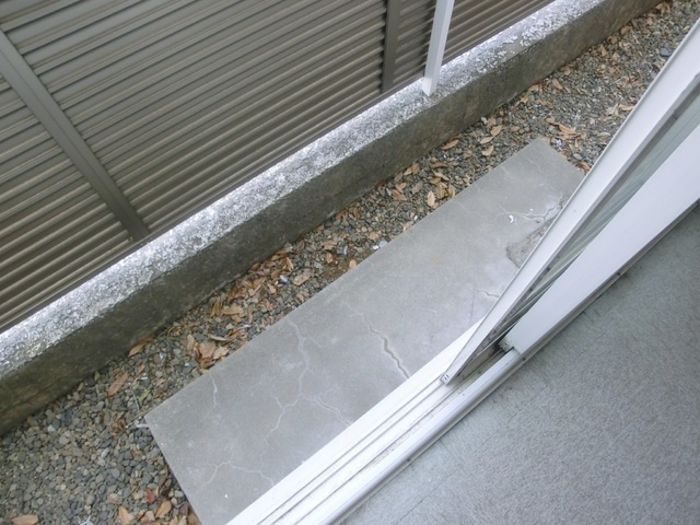 コーポ皆川のバルコニー|１階はテラススペースになっています。