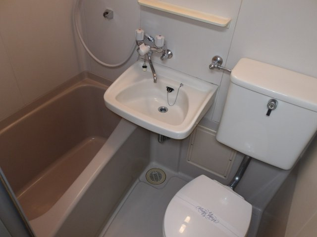 アドウィスタリアの浴室