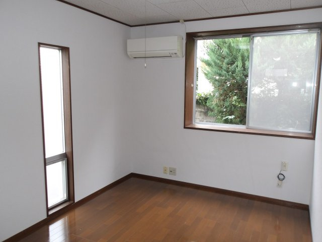 アドウィスタリアの居間・リビング