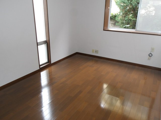 アドウィスタリアの居間・リビング