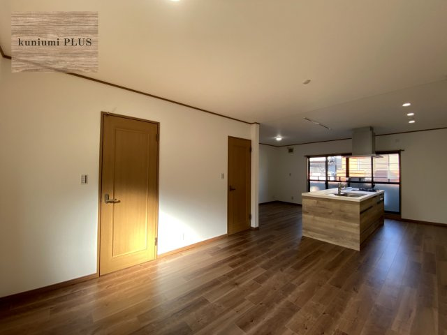 大阪市鶴見区緑3丁目の居間・リビング