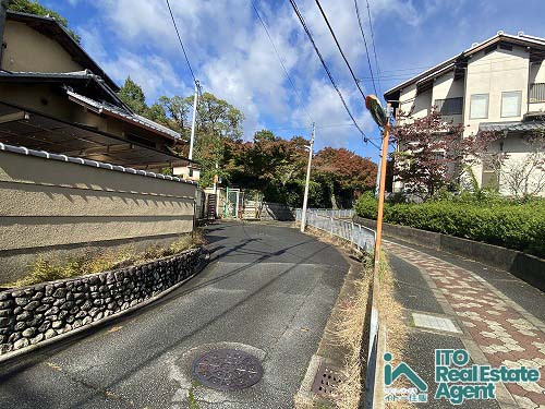 平野上柳町 中古戸建の前面道路含む現地写真