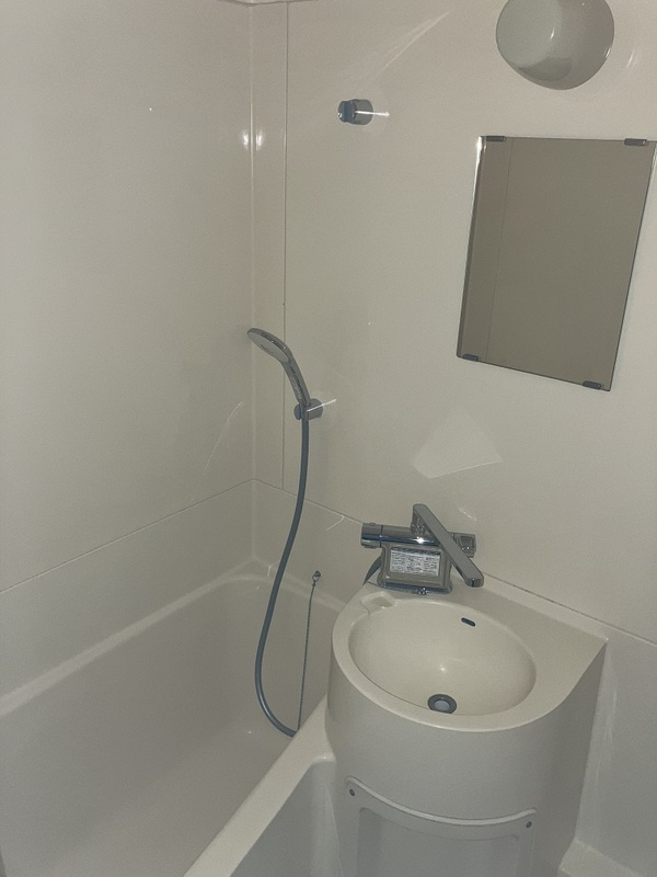 ファミネス芦屋の浴室