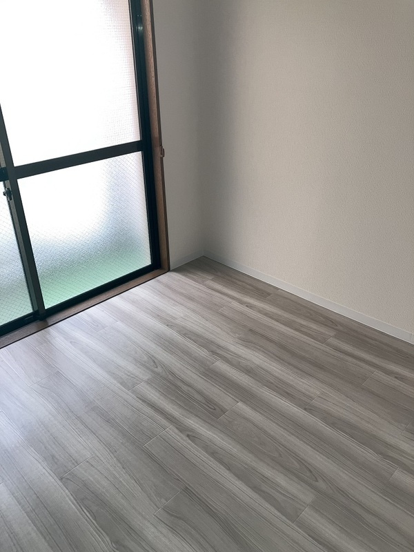 ファミネス芦屋の居間・リビング