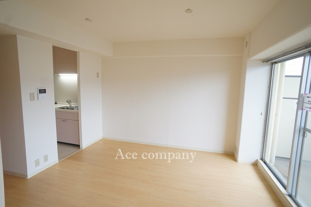 【居間・リビング】の画像