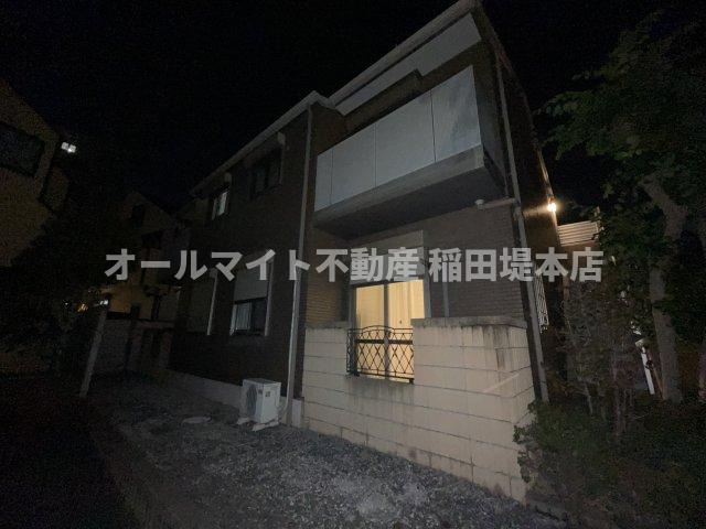 調布市調布ケ丘１丁目のアパートの外観