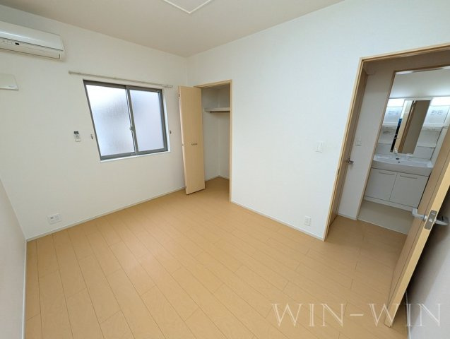 フレッサ・メゾンの洋室