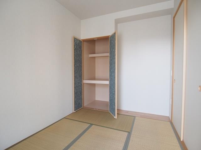 プラウドシティ塚口マークスカイの収納