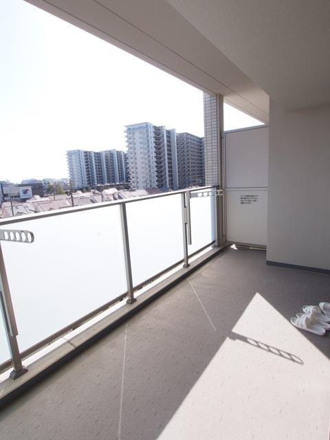 プラウドシティ塚口マークスカイのバルコニー