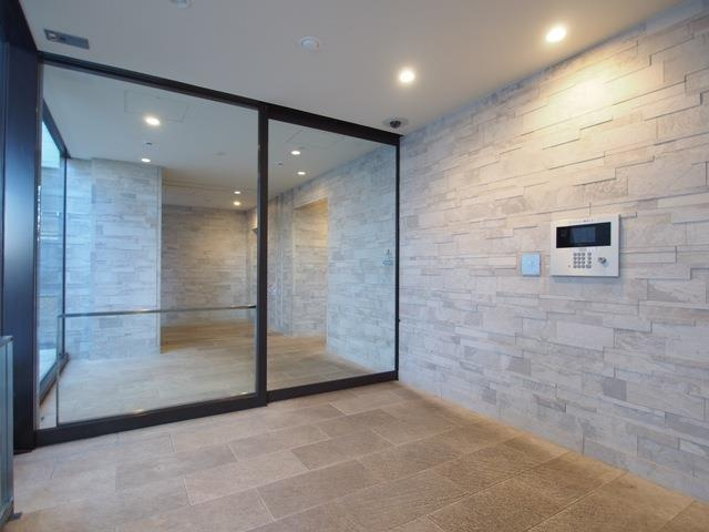 プラウドシティ塚口マークスカイのエントランス