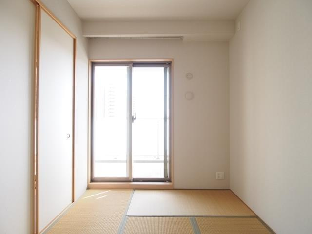 プラウドシティ塚口マークスカイの和室