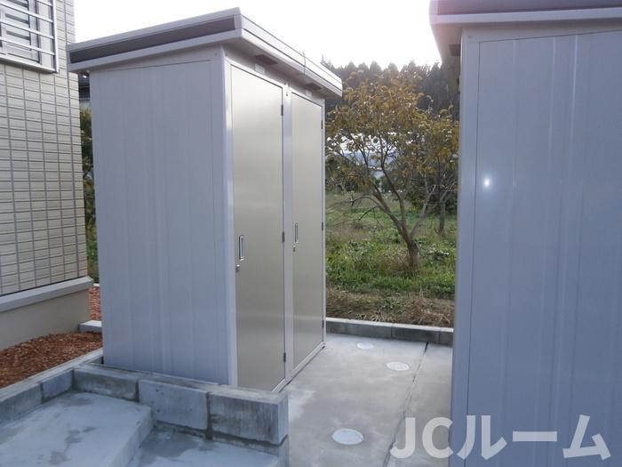 アン・アロールのその他共用部分