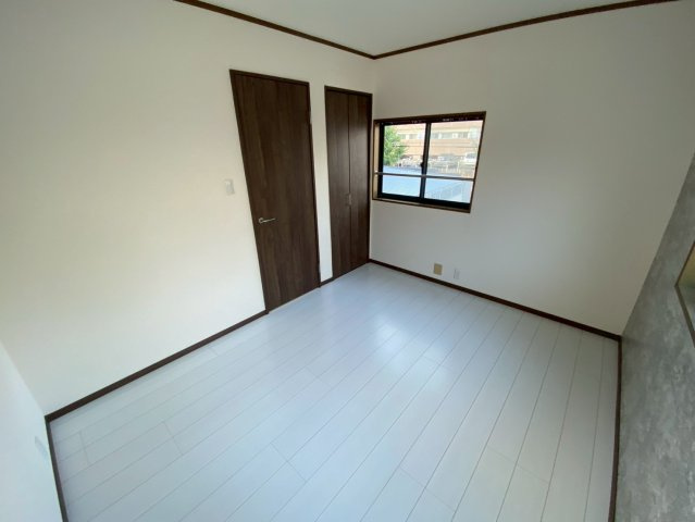 灘南通6丁目戸建の居間・リビング