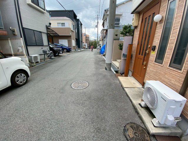 灘南通6丁目戸建の駐車場