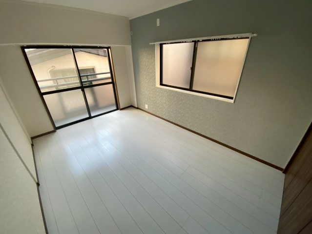 灘南通6丁目戸建の居間・リビング