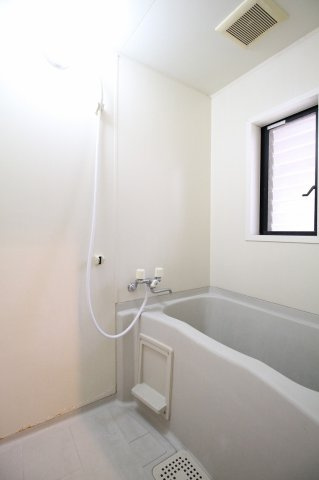 ガーデンKH5の浴室|お風呂です