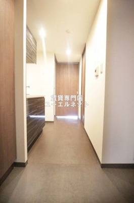 【玄関】 | ハピネス江坂 | 住まいの顔ともなる玄関