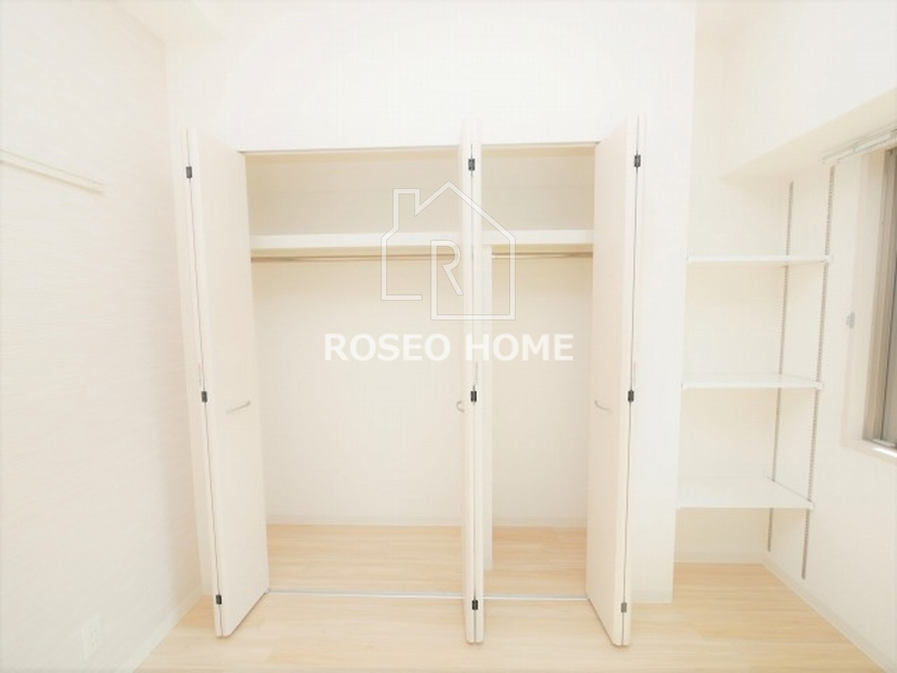 ベラ・ルーナ北梅田の収納|同マンション別部屋：参考写真