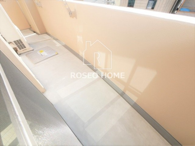 ベラ・ルーナ北梅田のバルコニー|同マンション別部屋：参考写真