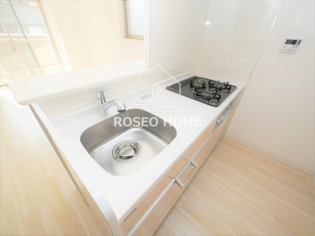 ベラ・ルーナ北梅田のキッチン|同マンション別部屋：参考写真