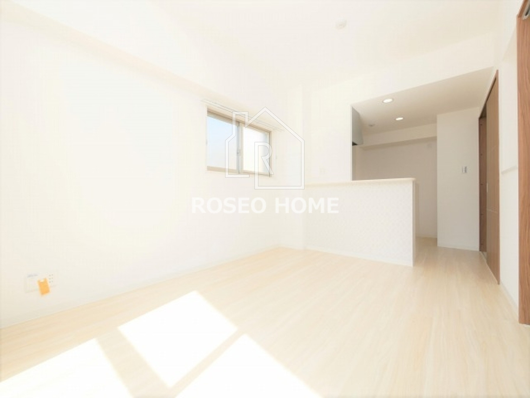 ベラ・ルーナ北梅田の居間・リビング|同マンション別部屋：参考写真