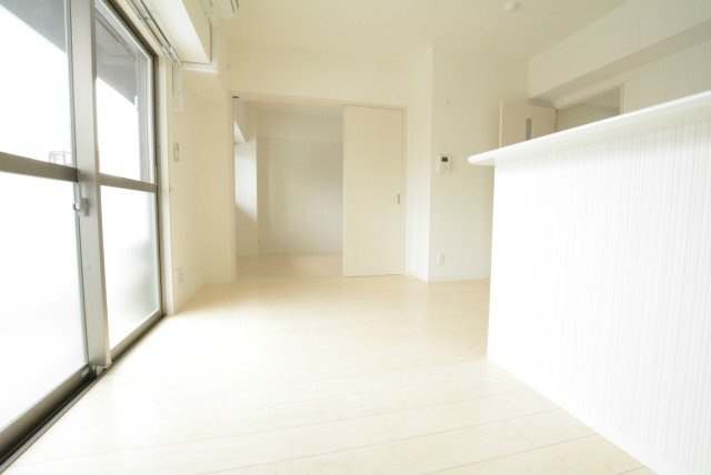 モントーレヒルズ悠の居間・リビング|広々としたリビングです
※同タイプ参考　現況優先