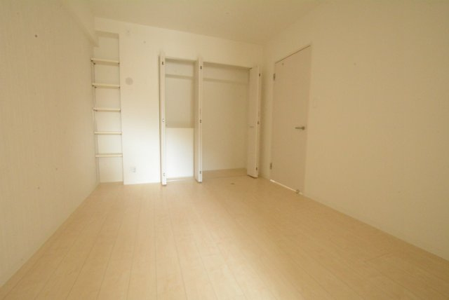 モントーレヒルズ悠の洋室|※同タイプ参考　現況優先