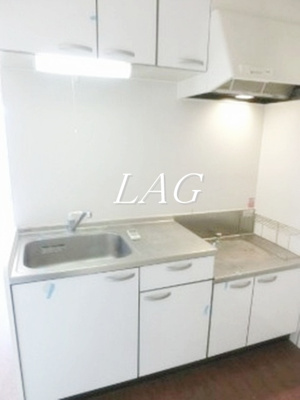 【キッチン】 | リヴォアール中村 | キッチンです。