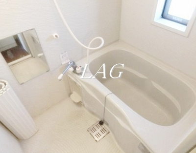 【浴室】 | リヴォアール中村 | お風呂です。