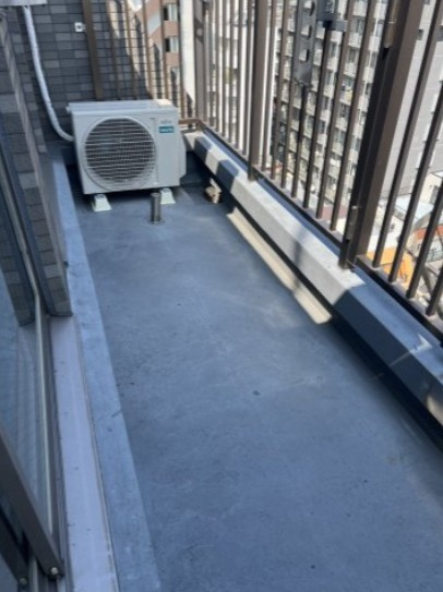 【バルコニー】