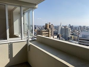 ランドゥール久留米セントラルステージのバルコニー|バルコニーがあります