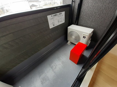 【バルコニー】 | エスコンディーテ | 陽当たり良好なバルコニーです
