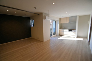 【居間・リビング】 | Re TORISIA南大通り