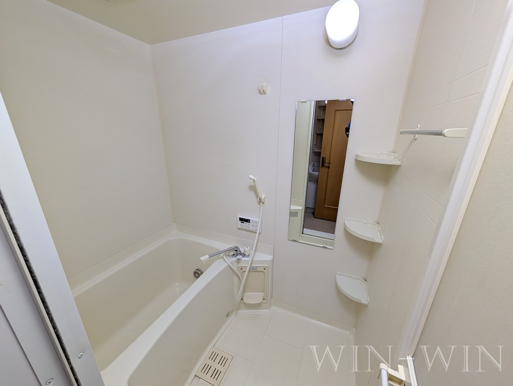 フリーデ ミッテ Aの浴室