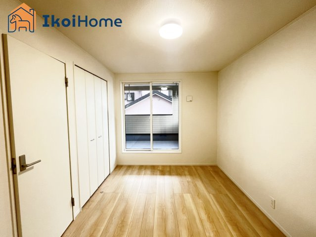 神戸市西区大沢第1　2号棟　新築戸建の子供部屋|【ホームページに現地動画掲載中】●年中無休：当日予約可●カーテン・カーテンレール未設置。ご相談下さい