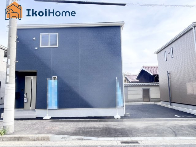 神戸市西区大沢第1　2号棟　新築戸建のエントランス|【ホームページに現地動画掲載中】●年中無休：当日予約可●弊社は契約前に新築戸建の住宅診断が無料です！