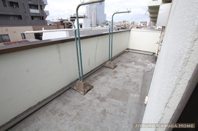 【バルコニー】