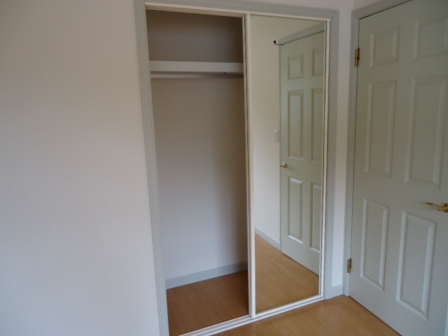 クラシス新白河の収納|洋室①クローゼット（イメージ）