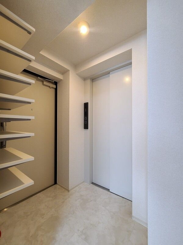 サンマルティーノ東麻布の玄関