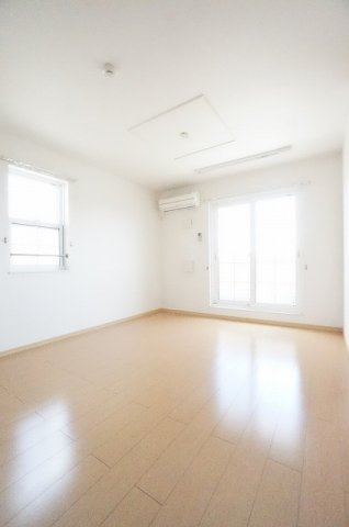 ピアッツア　メゾンの居間・リビング